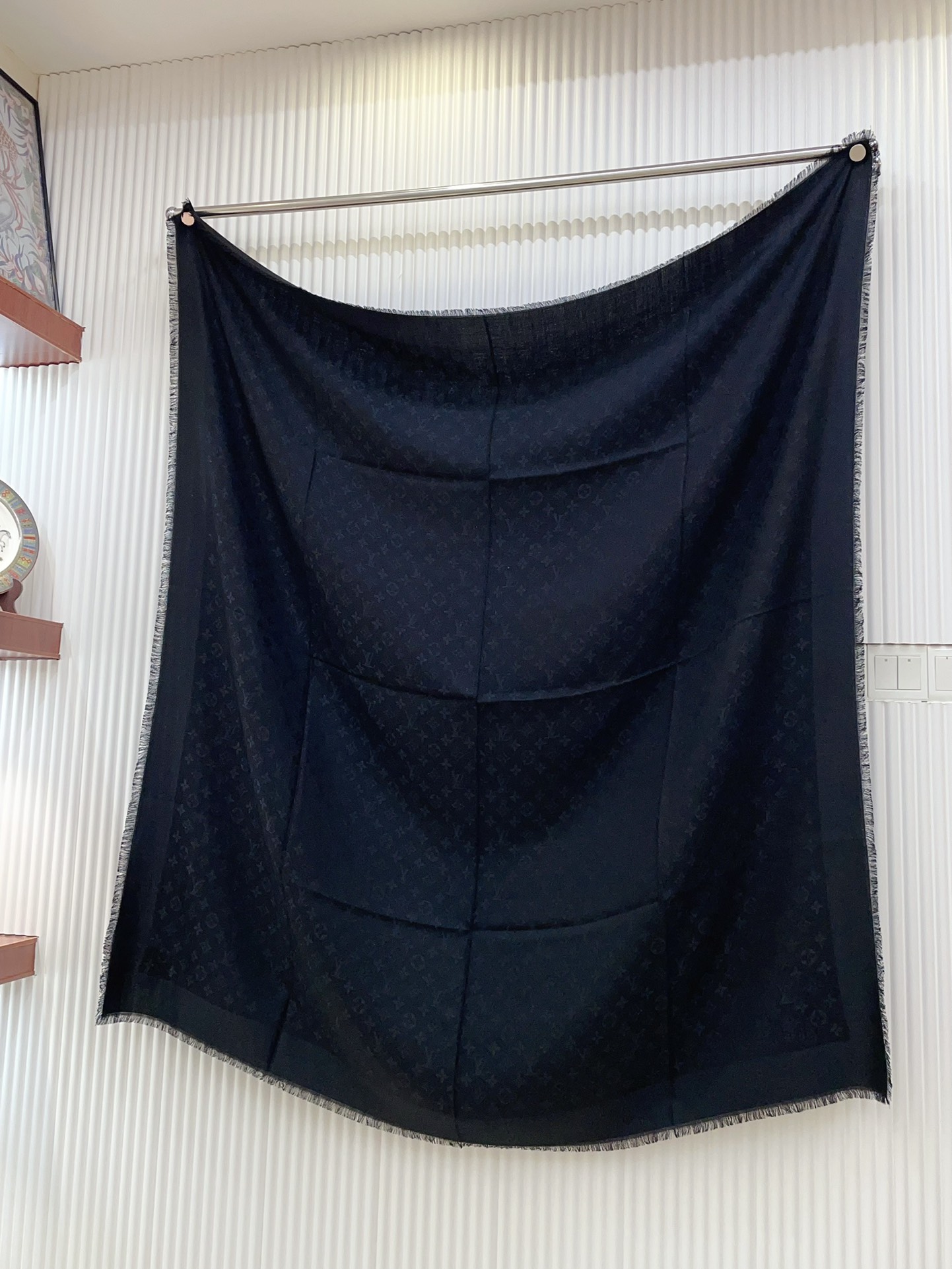 LV Monogram Denim Shawls M71329 Black